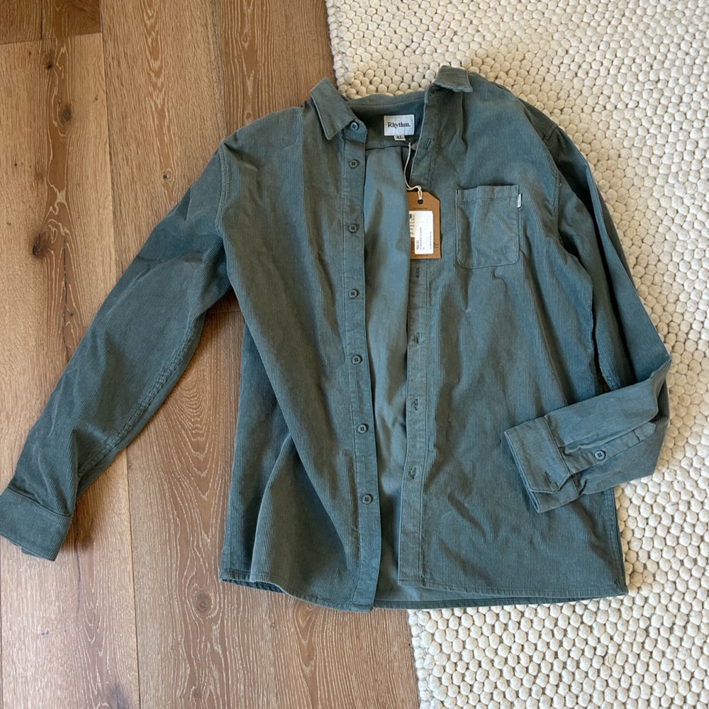 Men’s Rhythm Corduroy button down Shirt size XL NWT